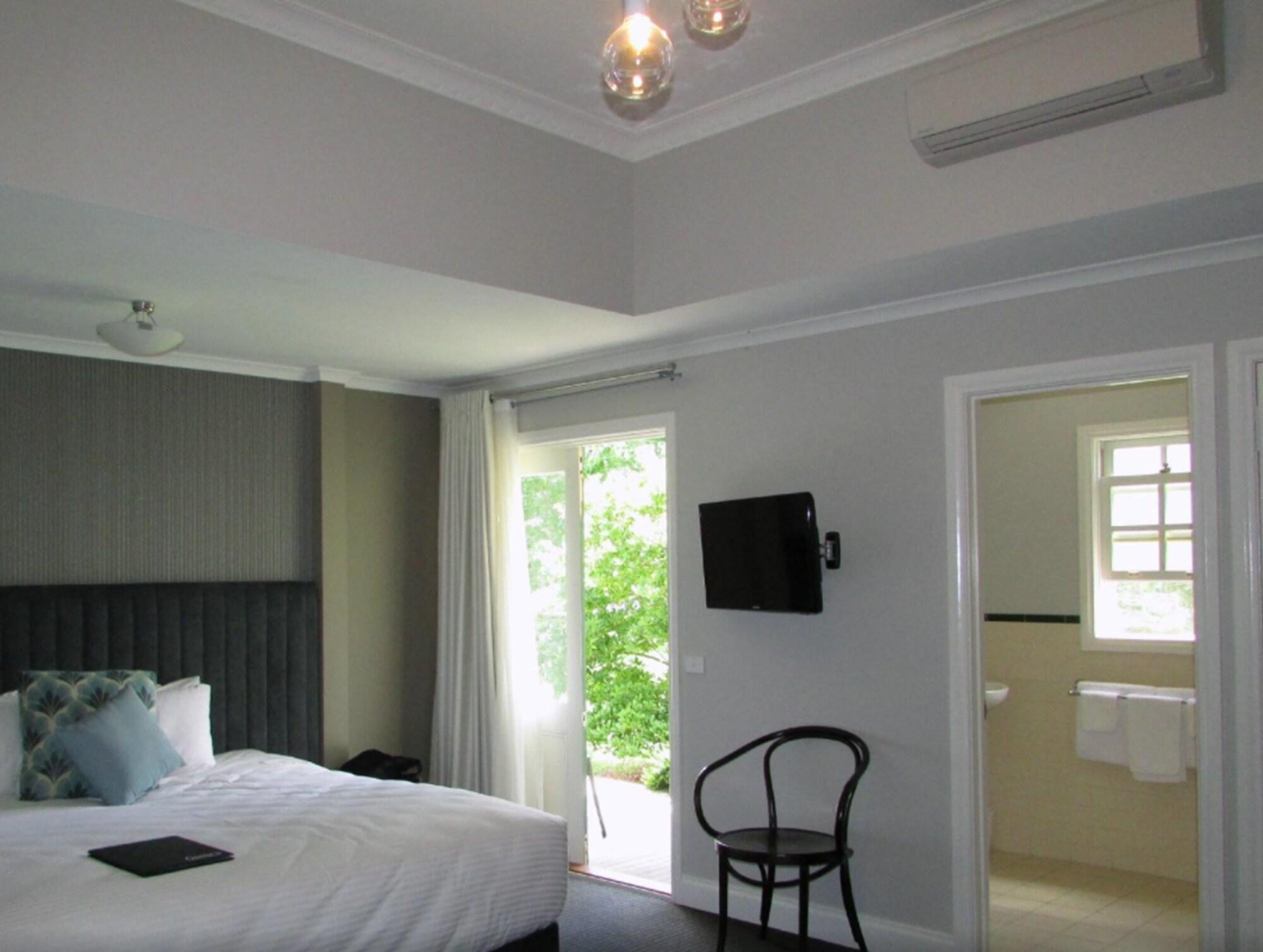 Hotel Oscar'S On The Yarra Warburton Esterno foto