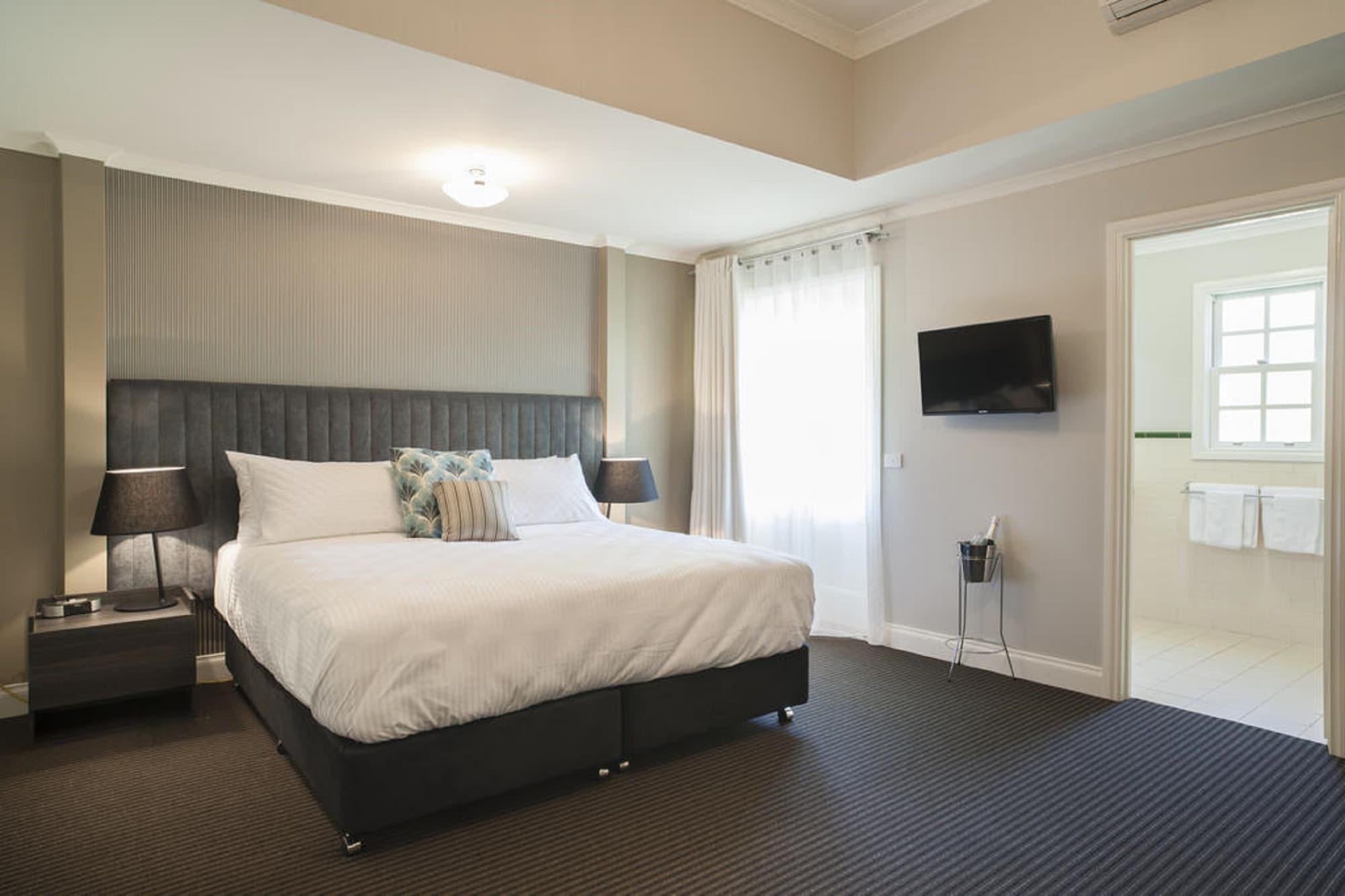 Hotel Oscar'S On The Yarra Warburton Esterno foto